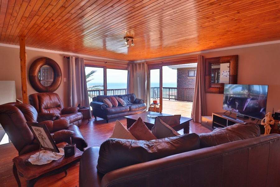 10 Bedroom Property for Sale in Dana Bay Western Cape